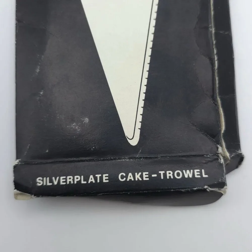 Vintage Silverplated ITALY‎ Cake Trowel Antique WORTHY MATRON 1982 Paisley